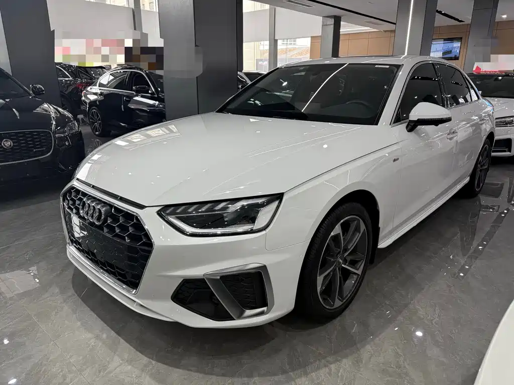 Audi A4 2021