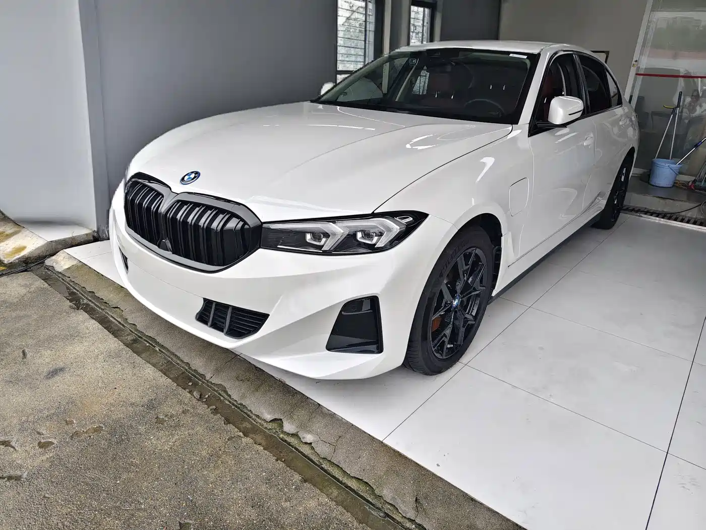 BMW i3 2024