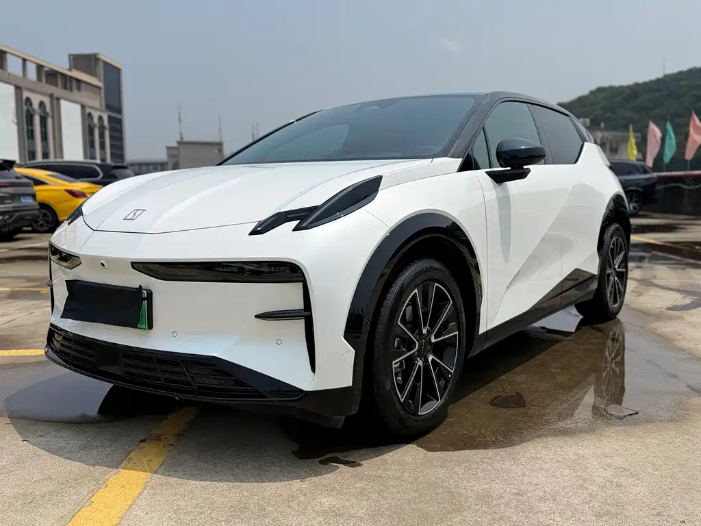 Zeekr X 2023