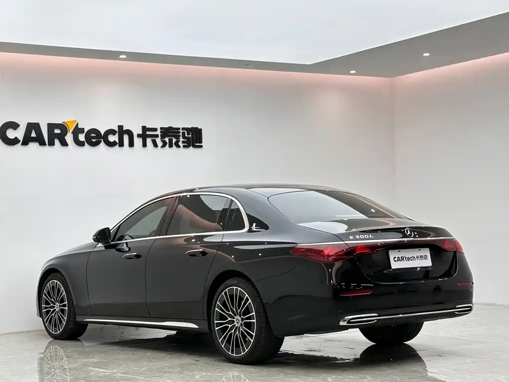 Mercedes-Benz E-Класс 2025