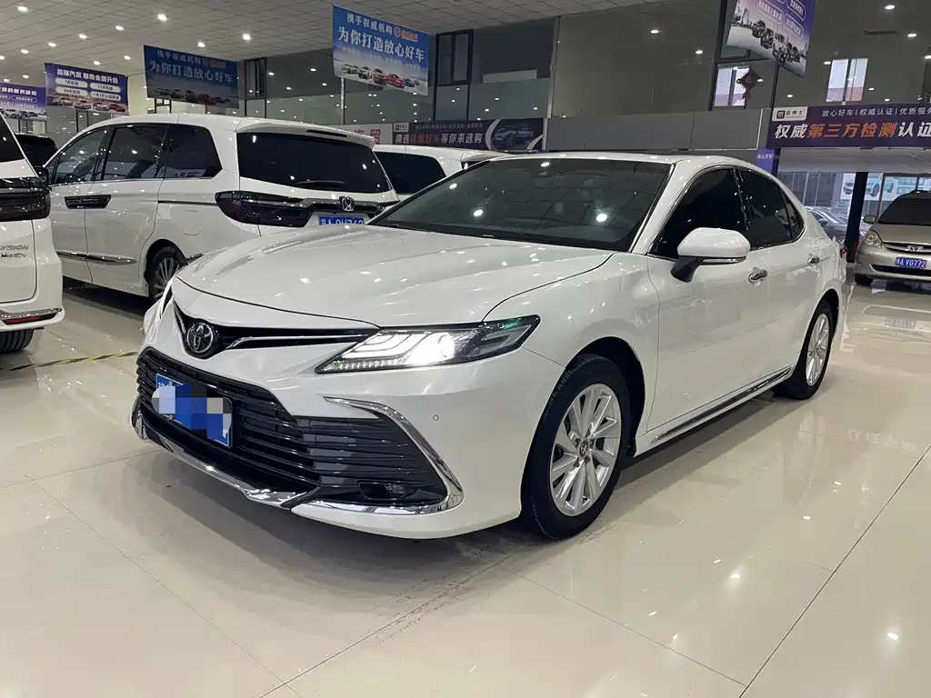 Toyota Camry 2023