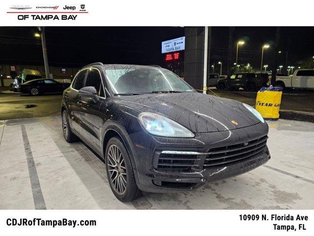 Porsche Cayenne 2021