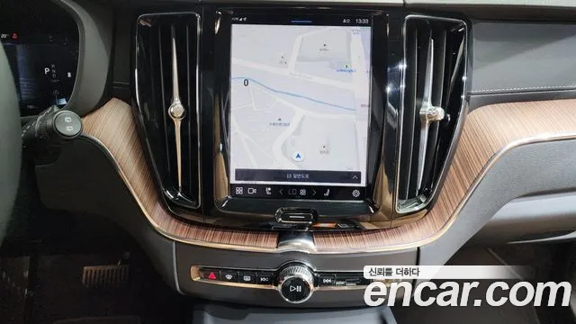 Volvo XC60 2024