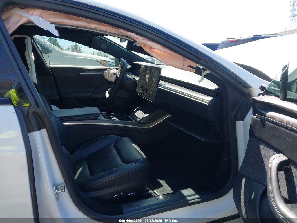 Tesla Model S 2021