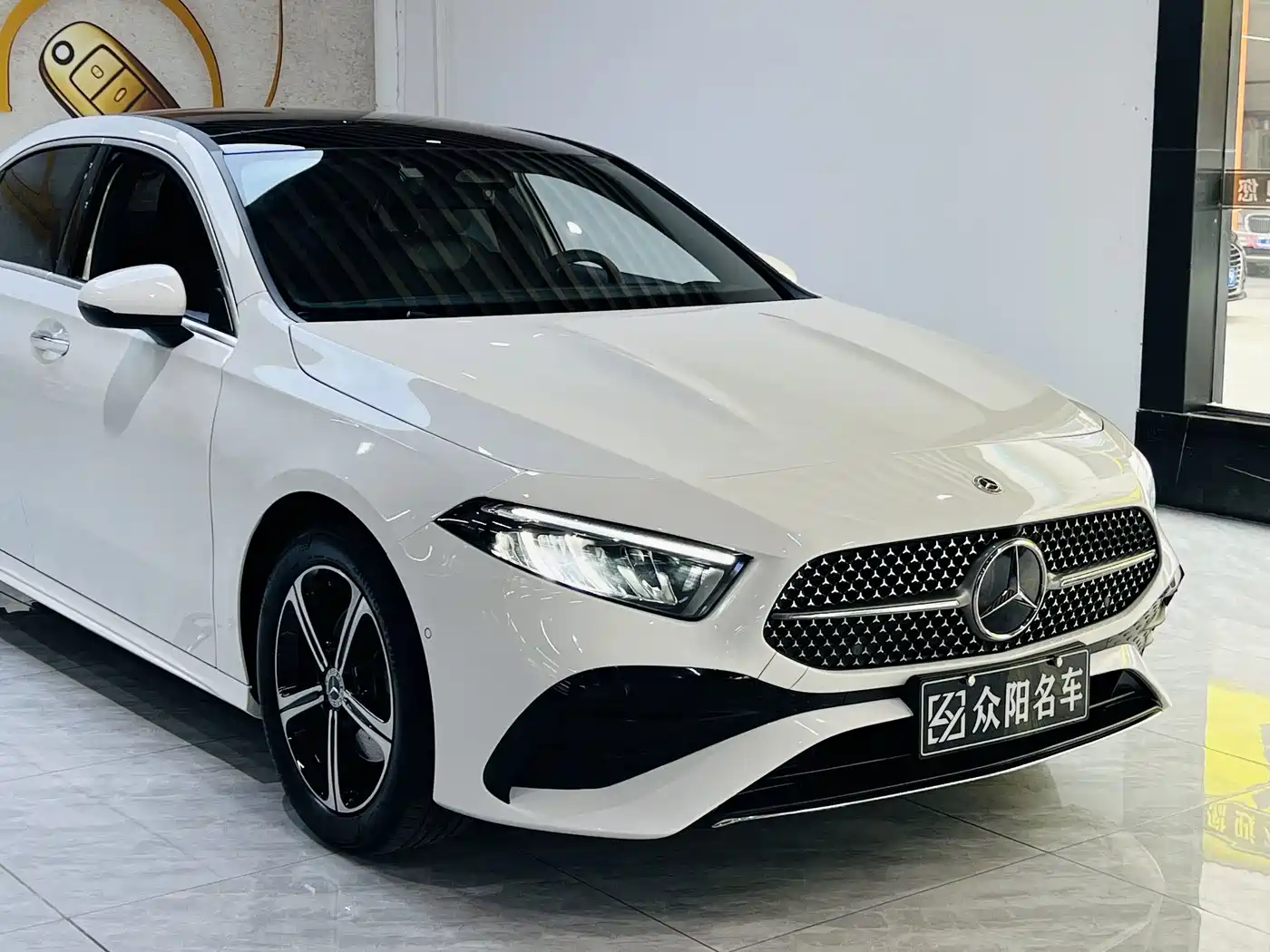 Mercedes-Benz A-Класс 2024