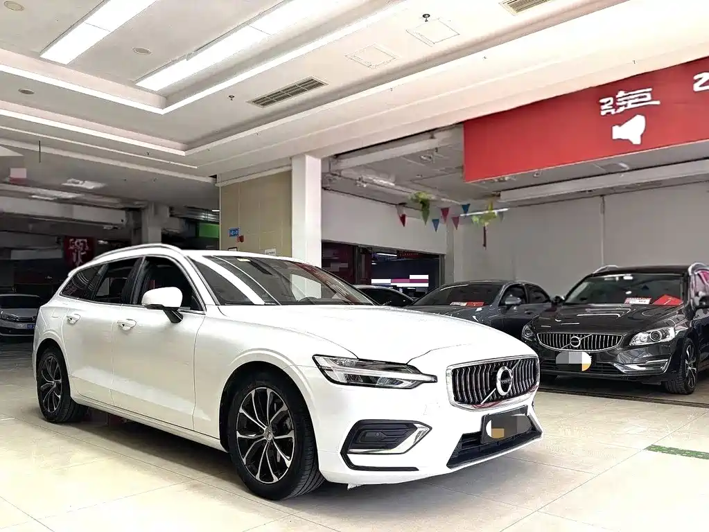 Volvo V60 2020