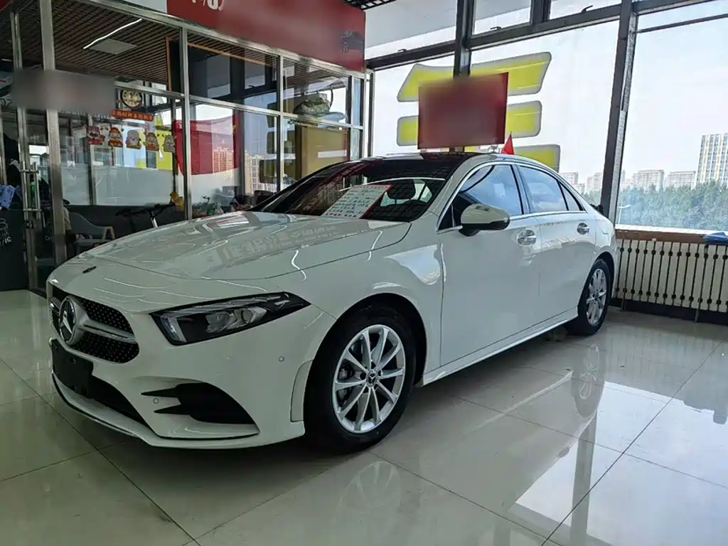 Mercedes-Benz A-Класс 2021