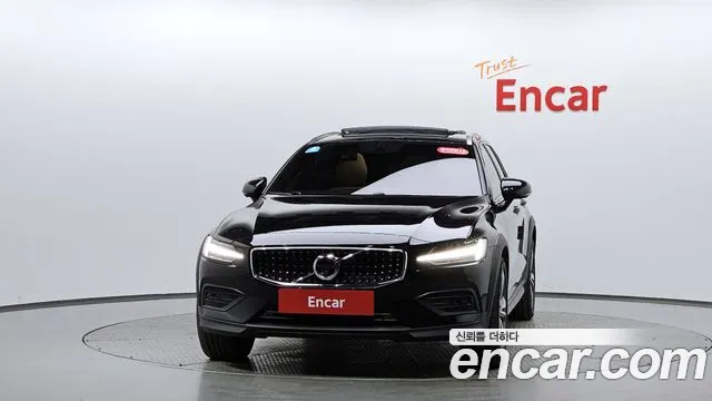 Volvo V60 2021