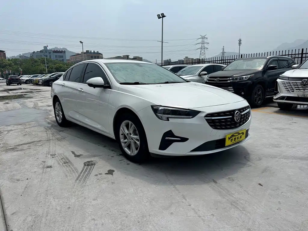 Buick Regal 2022
