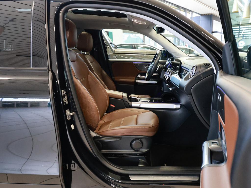 Mercedes-Benz GLB 220 2023