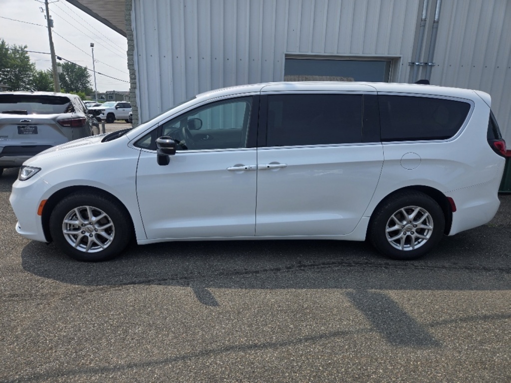 Chrysler Pacifica 2024