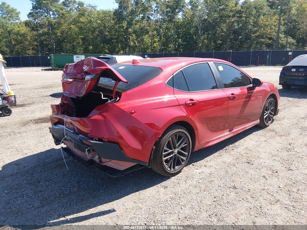 Toyota Camry 2025