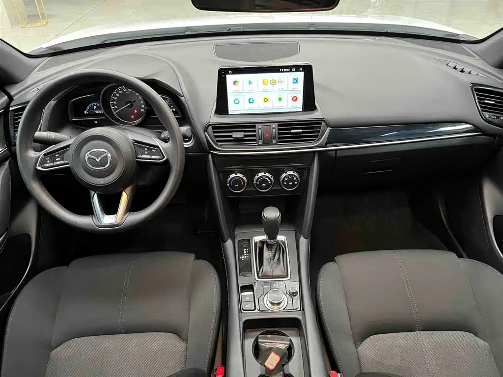 Mazda CX-4 2023