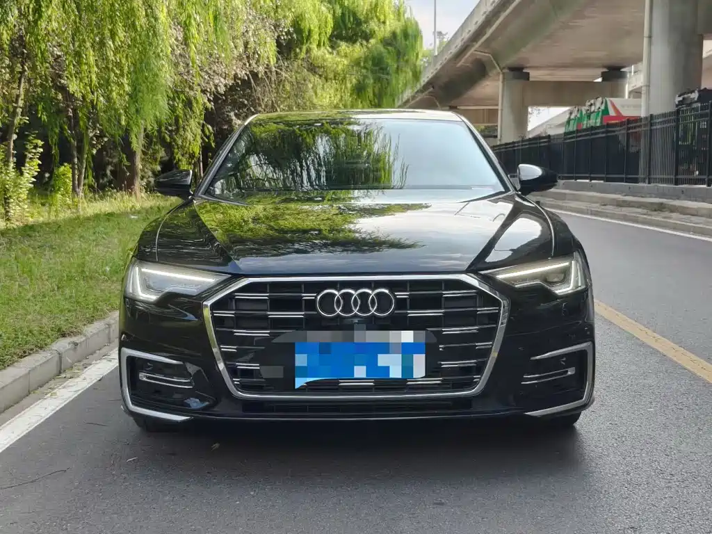 Audi A6 2025