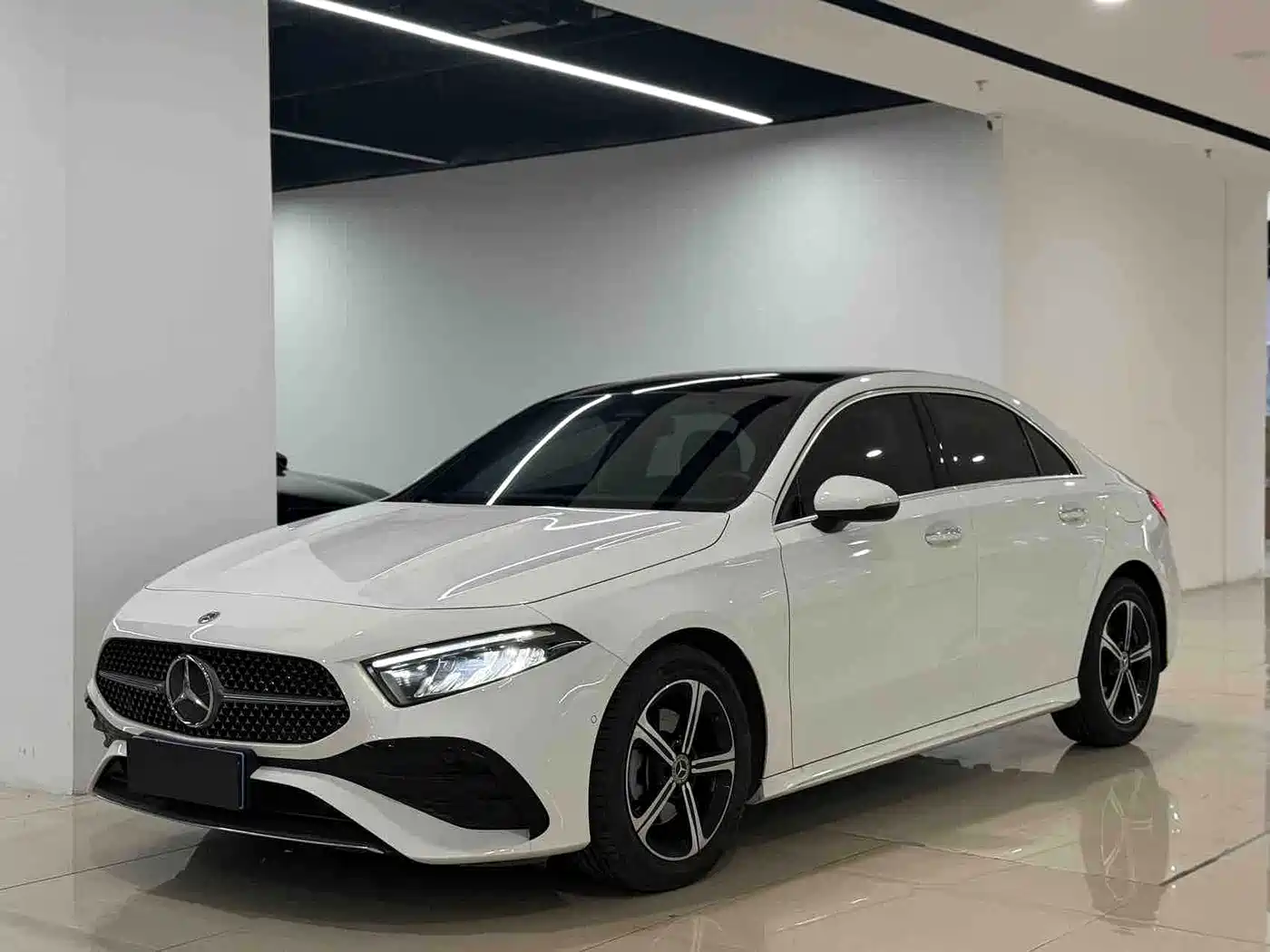Mercedes-Benz A-Класс 2024
