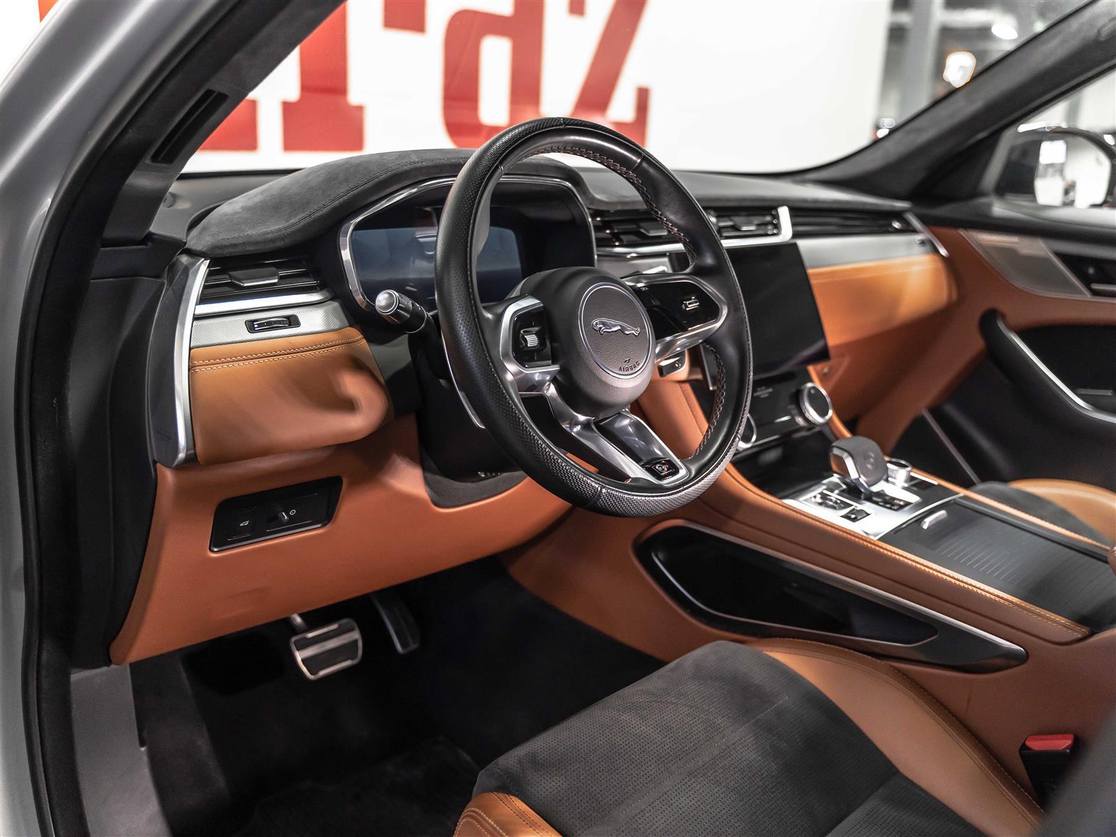 Jaguar F-Pace 2022