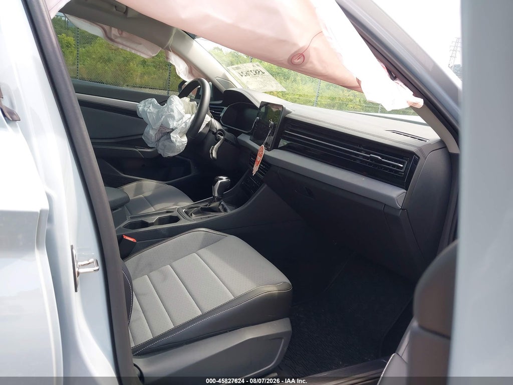 Volkswagen Jetta 2025