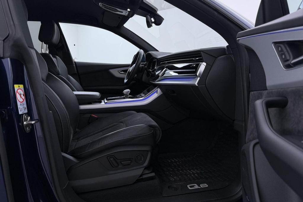 Audi Q8 2021