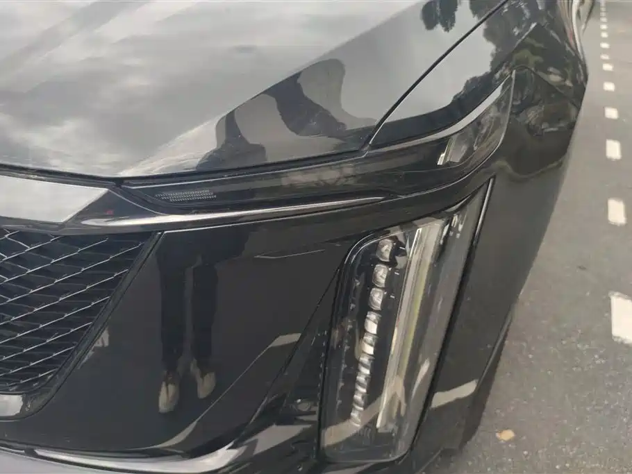 Cadillac XT5 2024