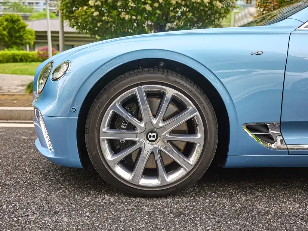 Bentley Continental 2024
