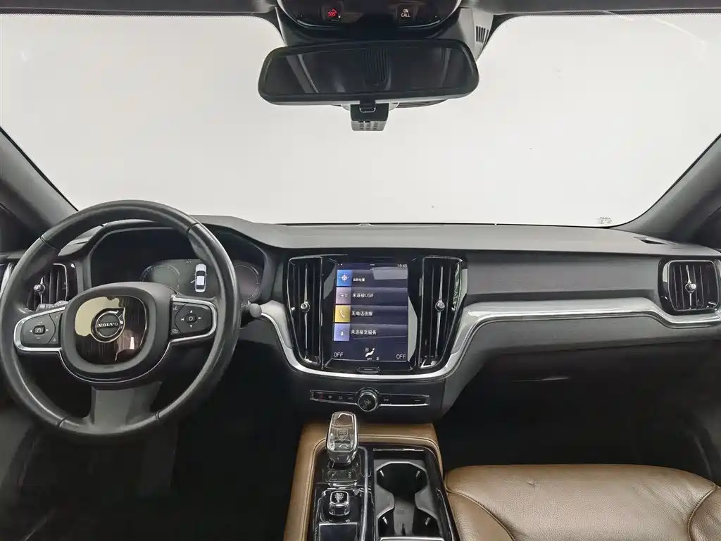 Volvo S60 2022