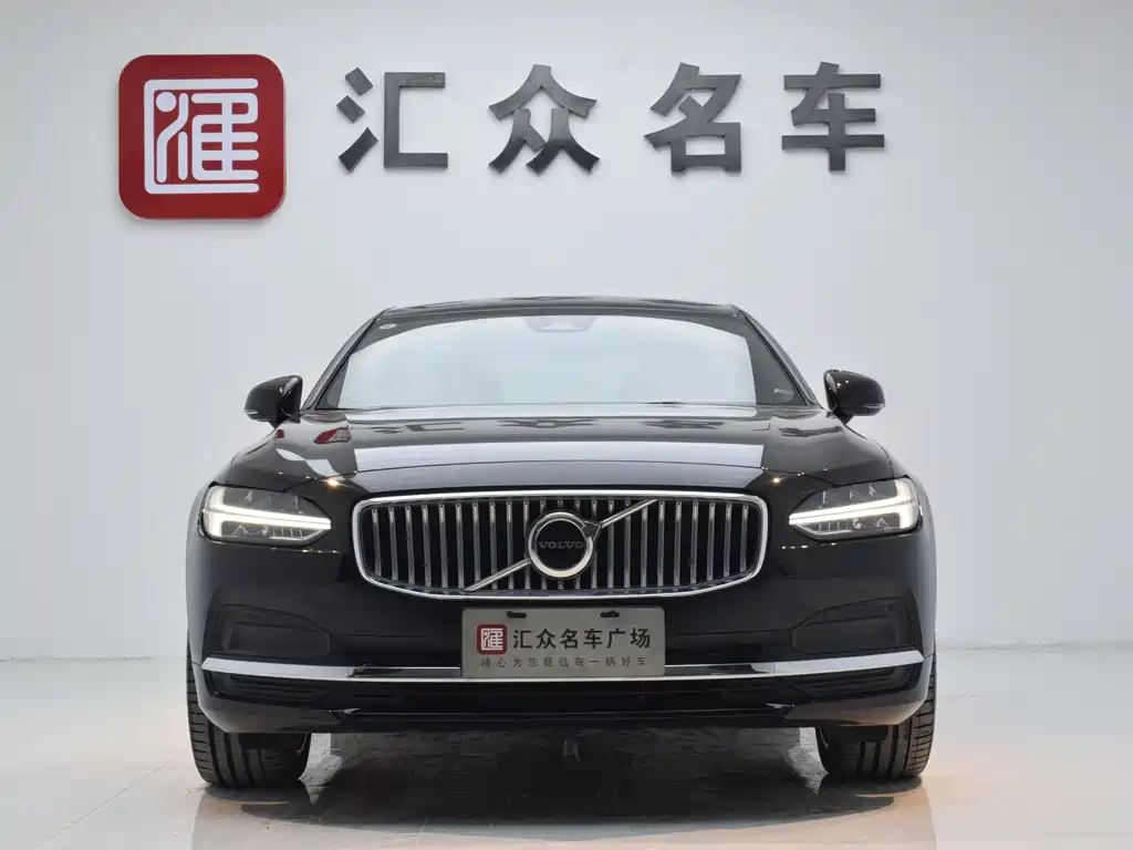 Volvo S90 2025
