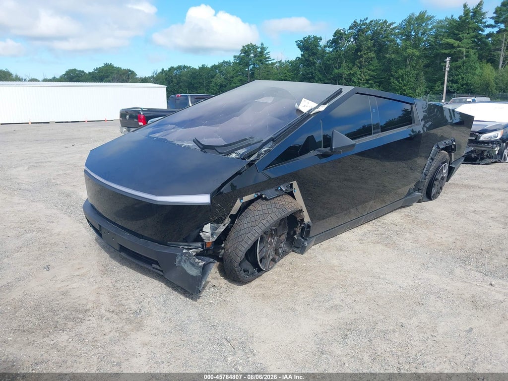 Tesla Cybertruck 2025
