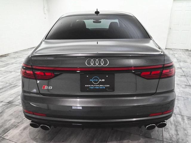 Audi S8 2021