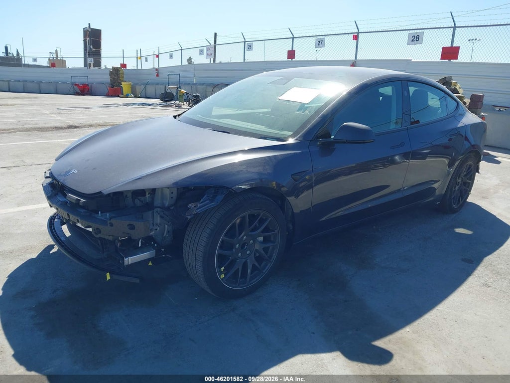 Tesla Model 3 2025