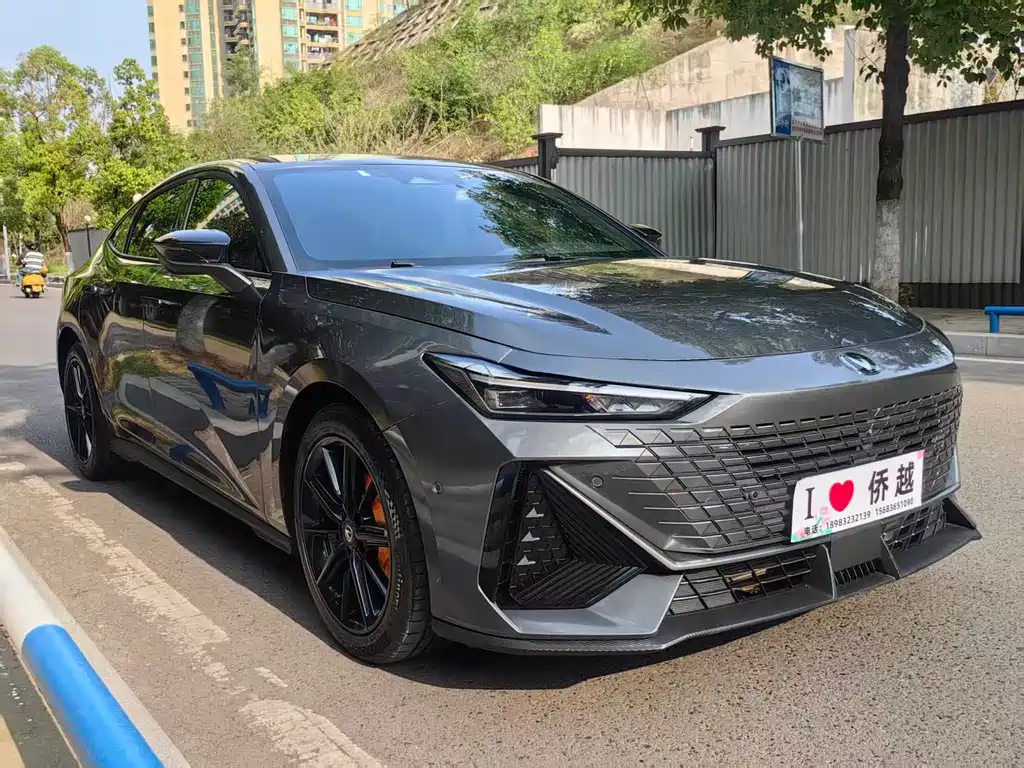 Changan UNI-V 2022