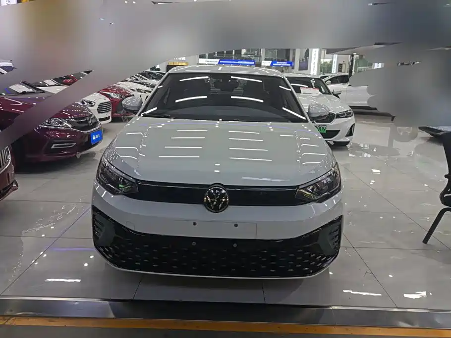 Volkswagen Lavida 2025