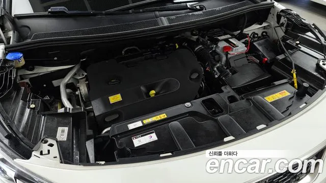 Peugeot 5008 2021