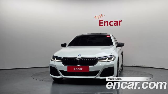 BMW 5 серии 2022