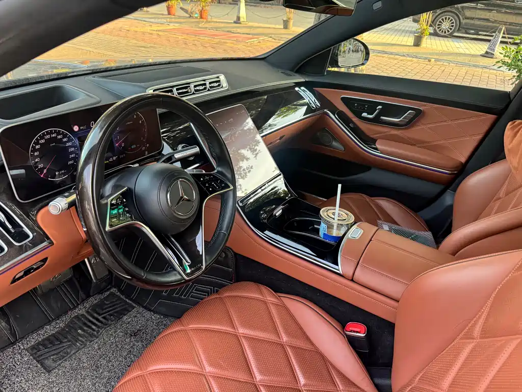 Mercedes-Benz Maybach S-Класс 2022