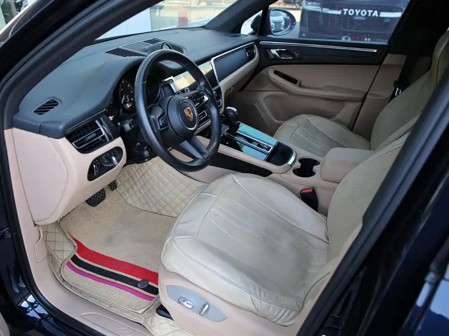 Porsche Macan 2022