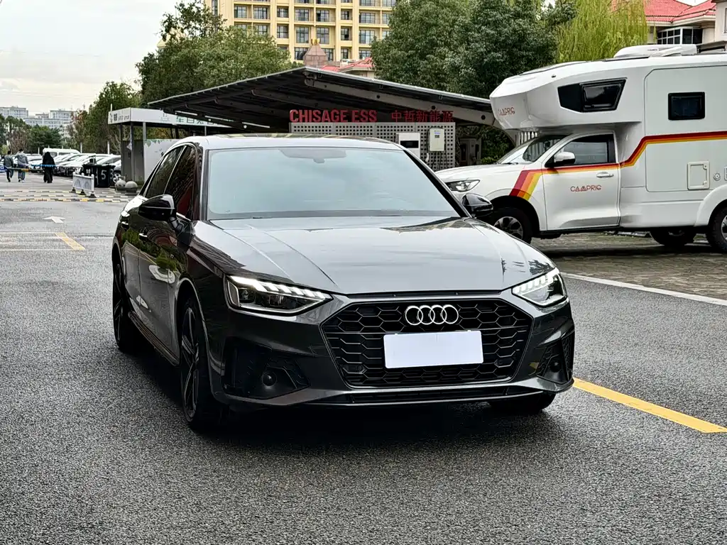 Audi A4 2024