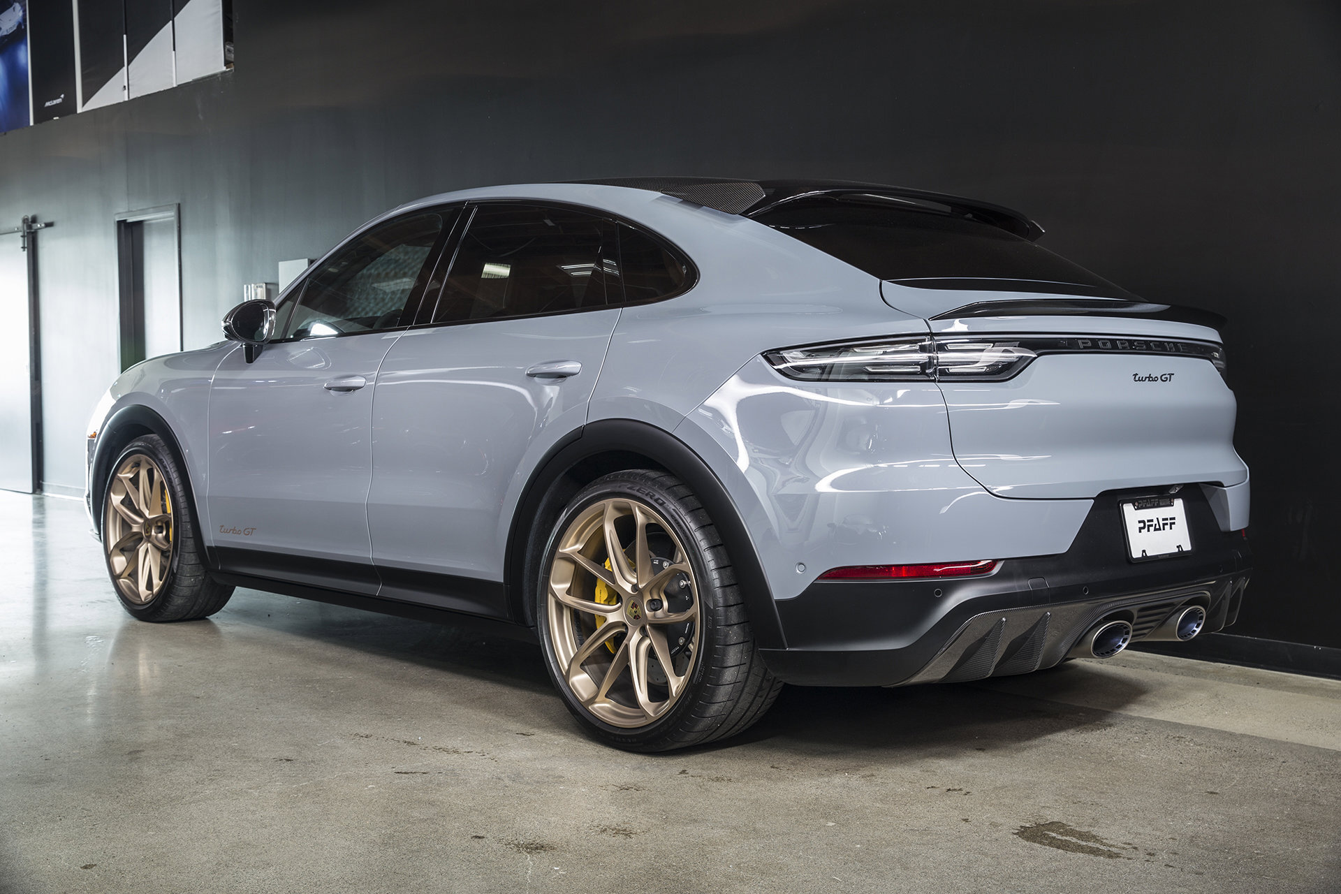 Porsche Cayenne 2022