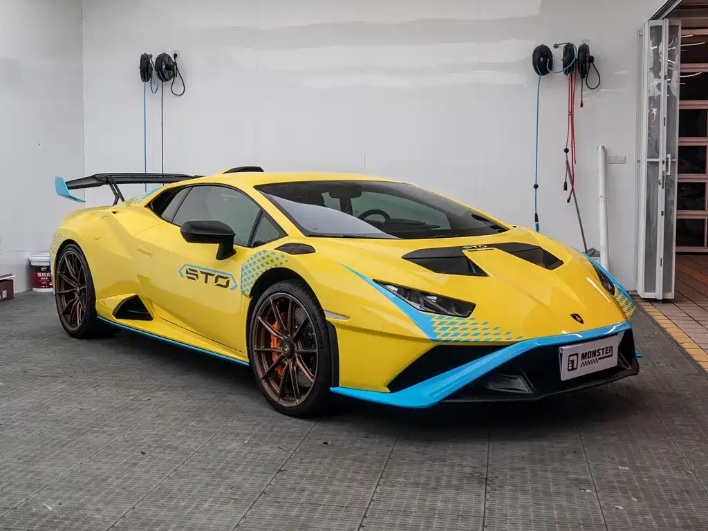 Lamborghini Huracán 2023