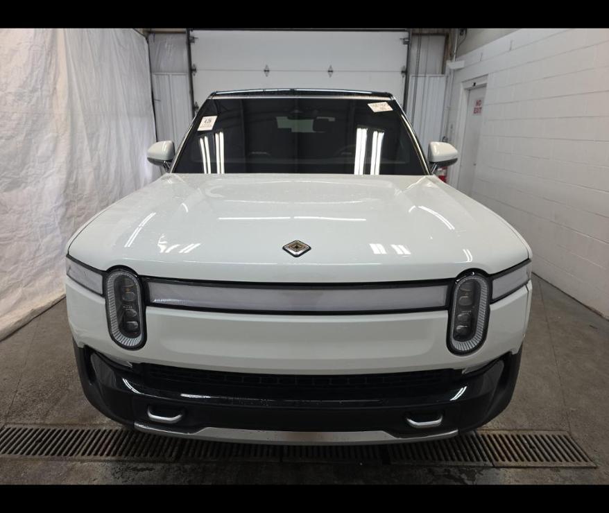 Rivian R1S 2022
