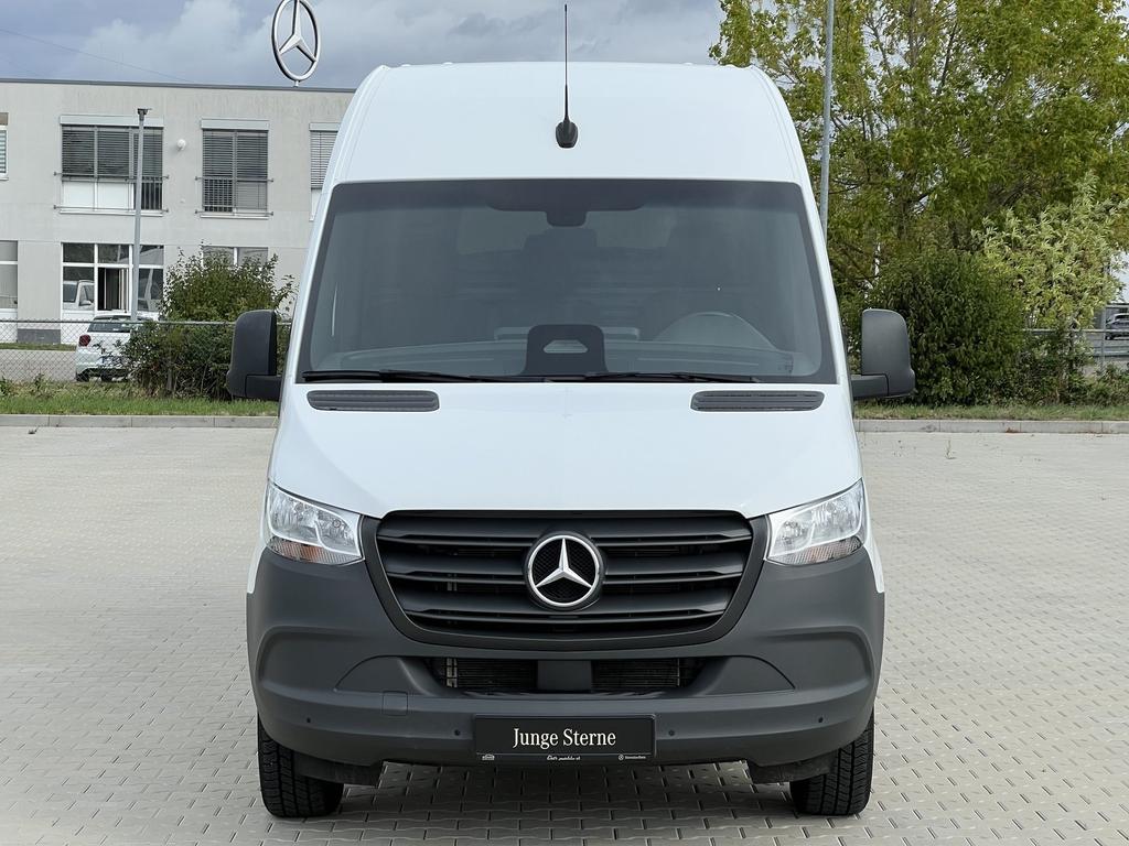 Mercedes-Benz SPRINTER 2025