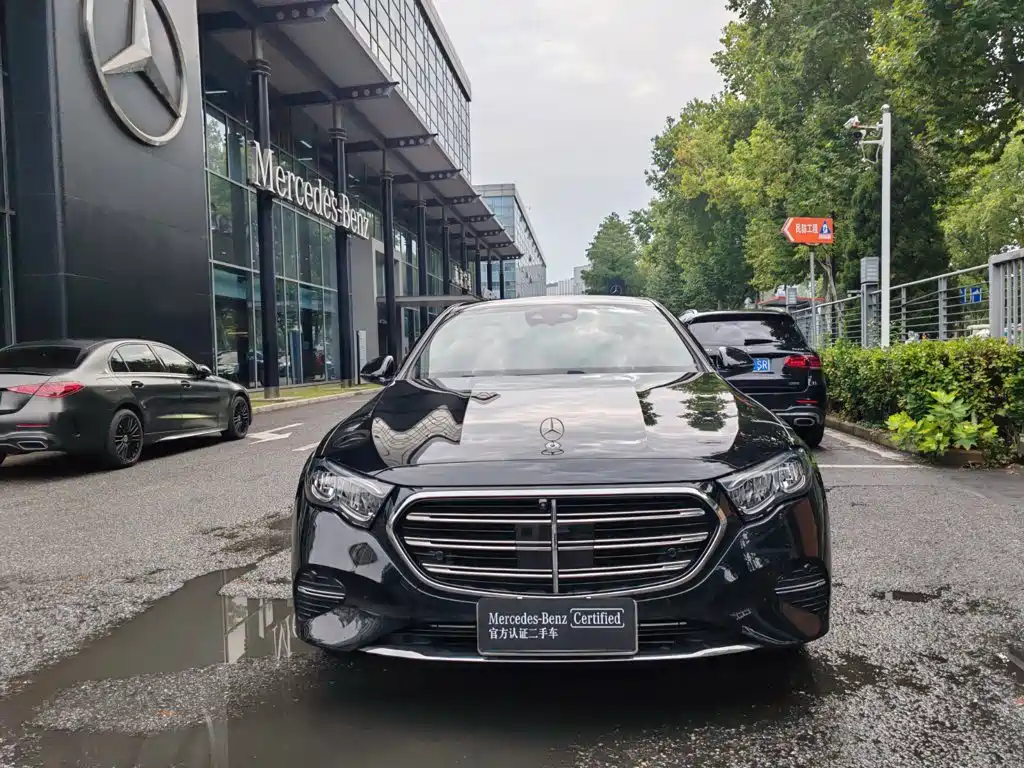 Mercedes-Benz E-Класс 2025