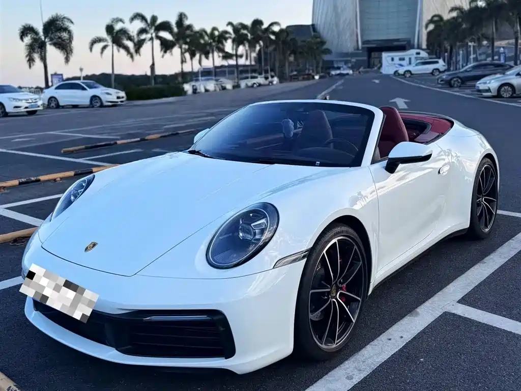Porsche 911 2021