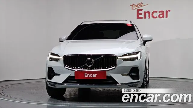 Volvo XC60 2022