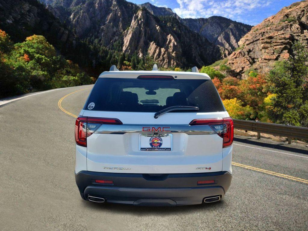 GMC Acadia 2023