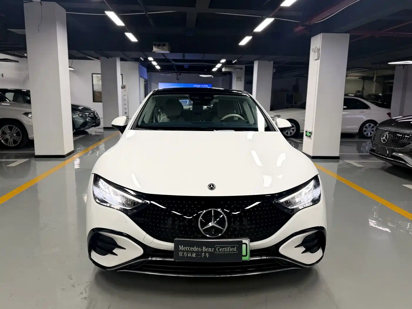 Mercedes-Benz EQE 2025