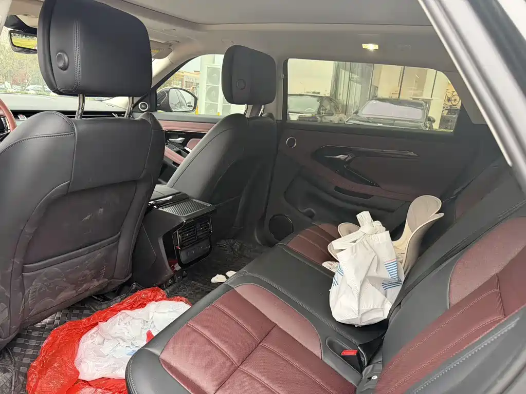 Land Rover Range Rover Evoque 2025