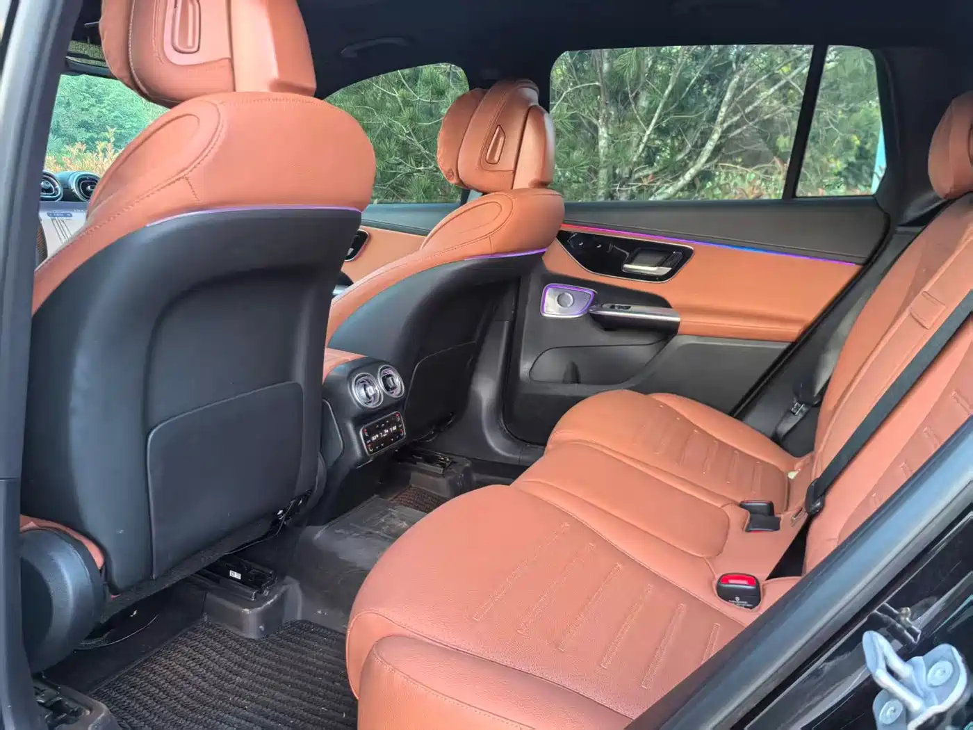 Mercedes-Benz GLC 2025
