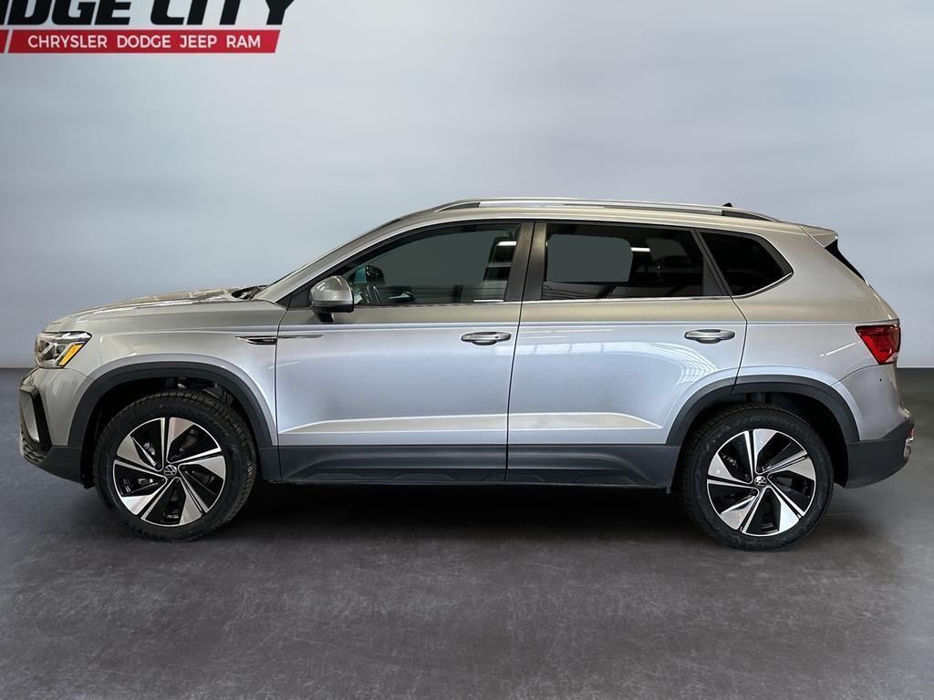 Volkswagen Taos 2024