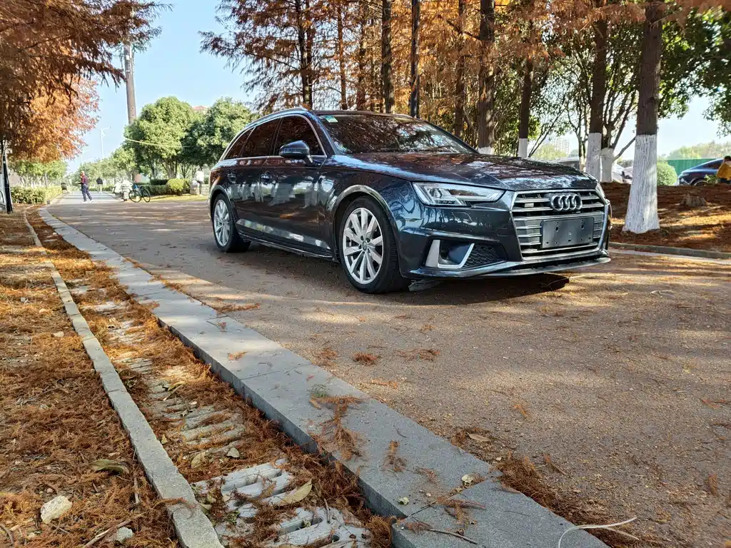 Audi A4 2020