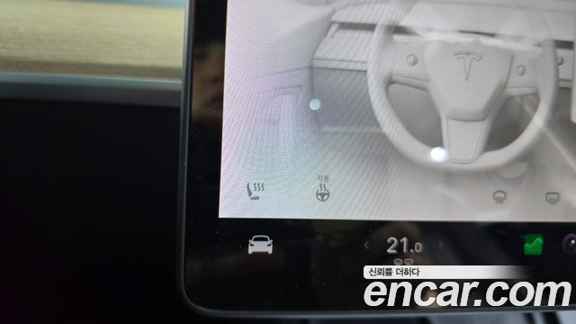 Tesla Model Y 2021